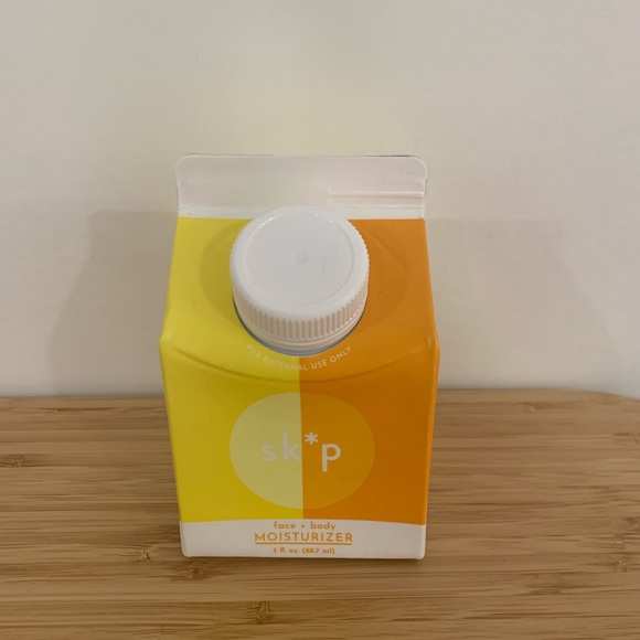 $3🌻 Sk*p Face + Body Moisturizer - Picture 1 of 4
